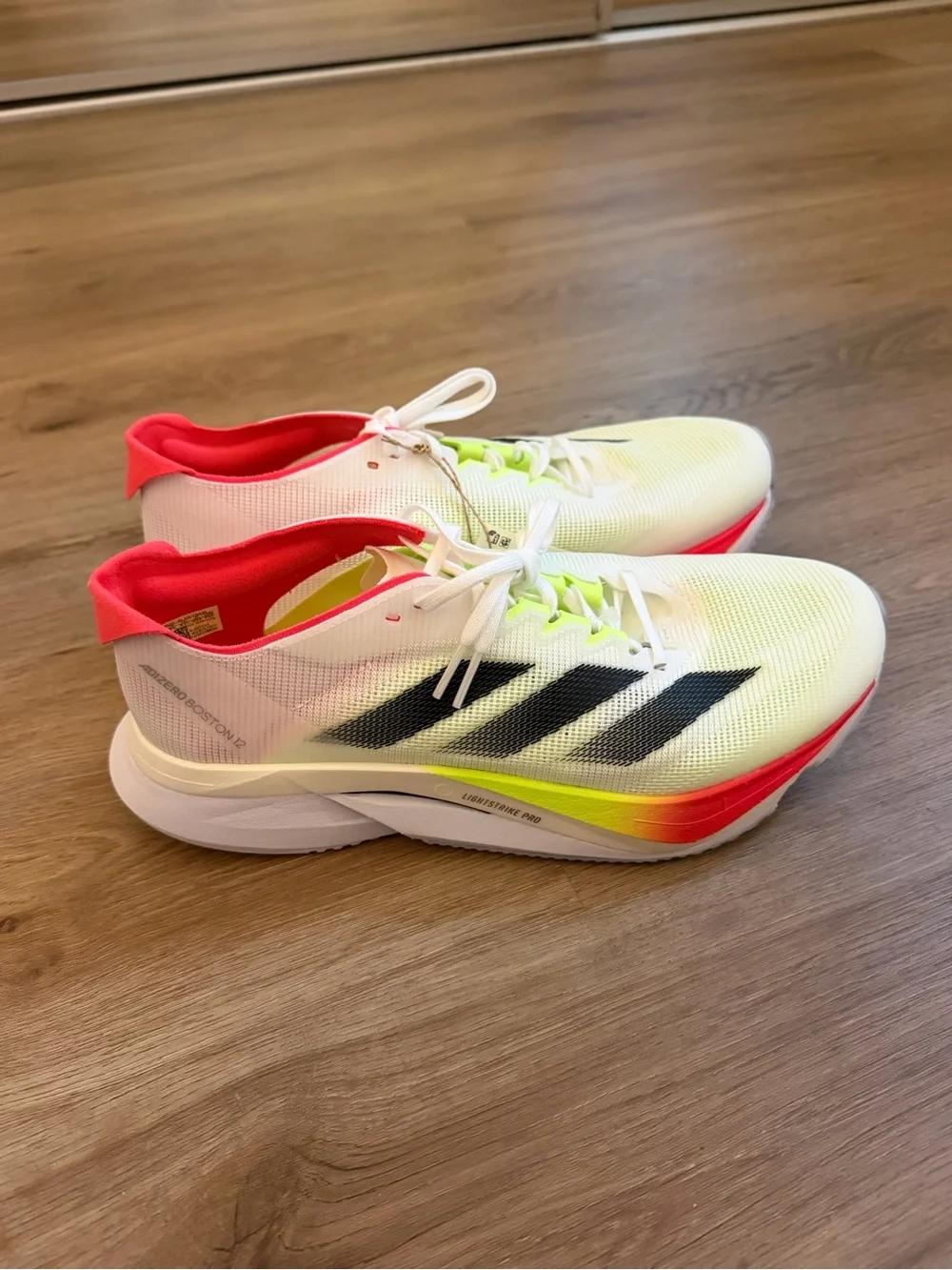 NEW ✨ Adidas Adizero Boston 12 - Women's 9 / Men's 7.5 - White / Neon / Red ✨